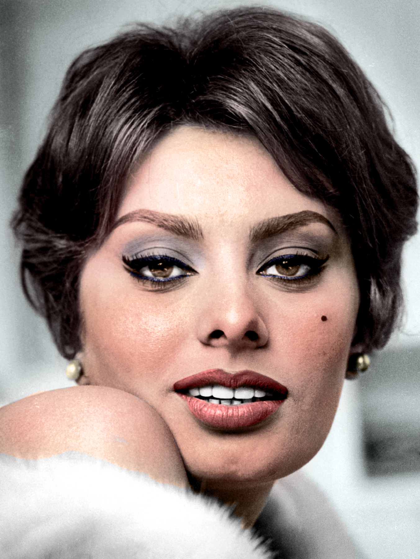Sophia Loren Color Photos